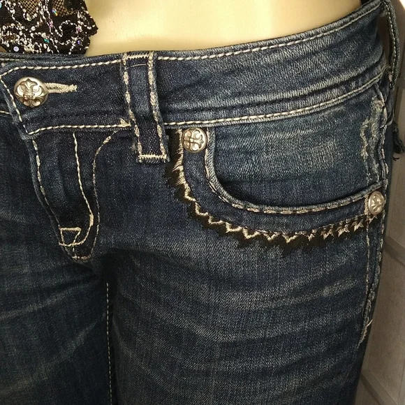 **Miss Me Jeans** - Picture 9 of 11